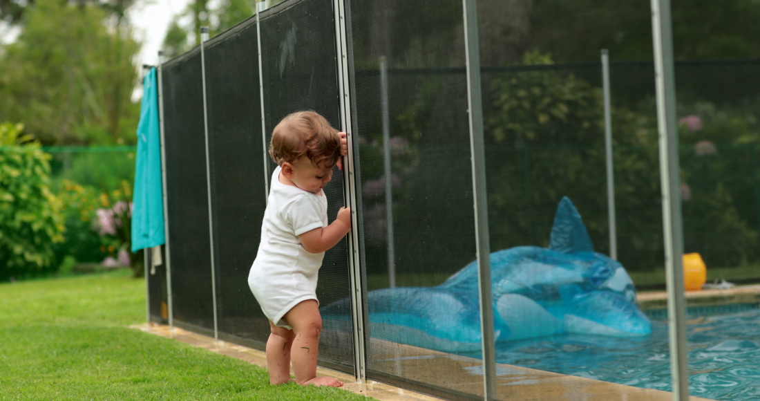 Protéger ses proches avec un portail et une clôture de jardin : nos solutions