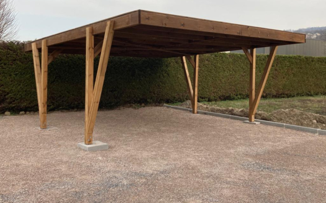 Le carport bois : un abri solide et durable