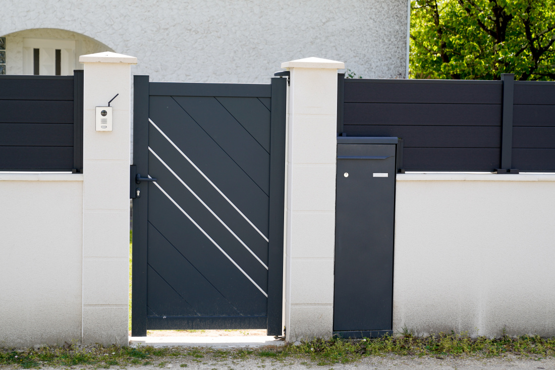 Pourquoi choisir un portillon en aluminium ?